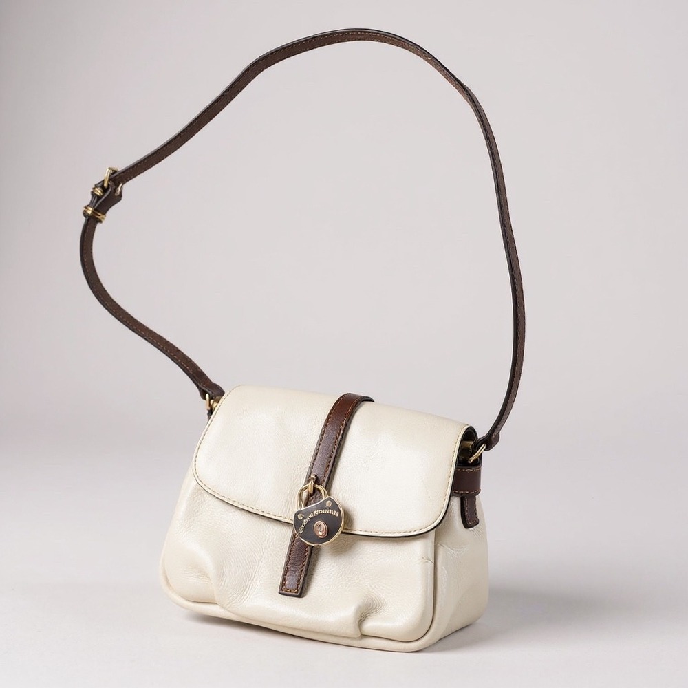 Dooney Bourke Cream Pebble Leather Lock Crossbody Bag - Picture 3 of 16
